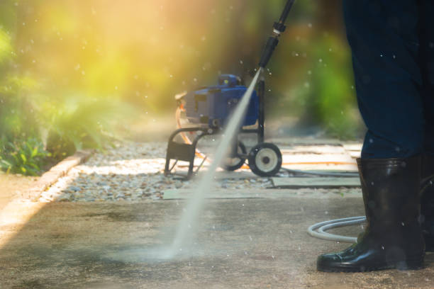 Professional  Pressure Washing Services in Mcdade, TX